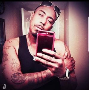 Meet your Posher, Aaron